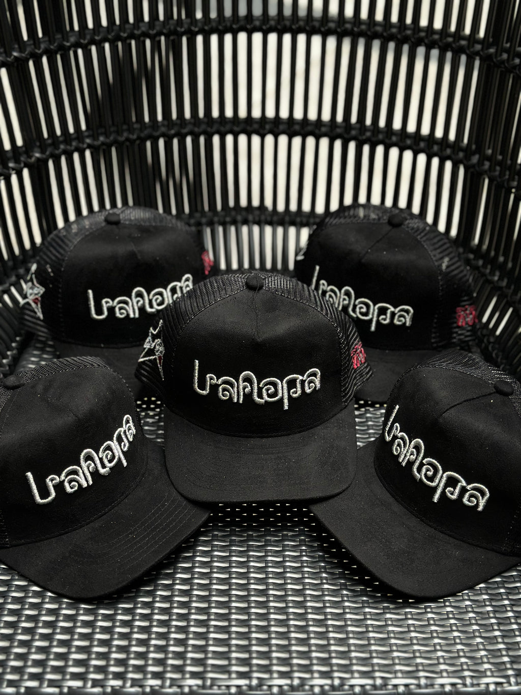 Laropa - Thai font logo trucker cap