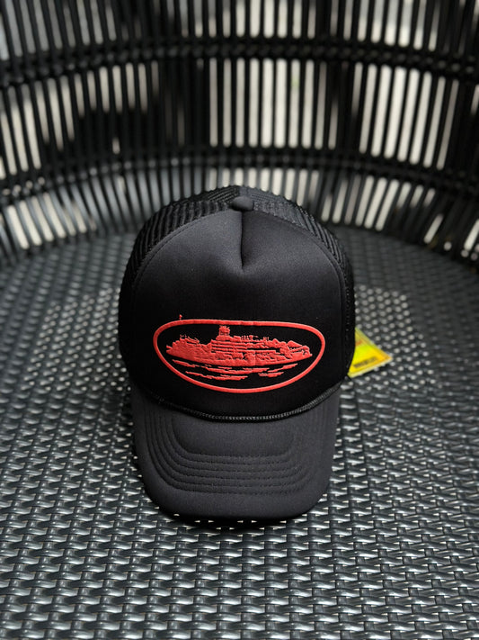 Corteiz - Red Alcataz Logo Trucker hat