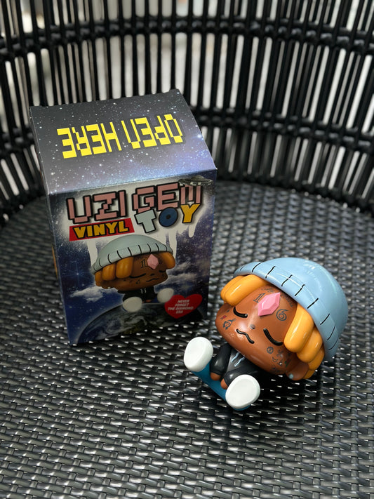 Uzi - Gem Vinyl Toy