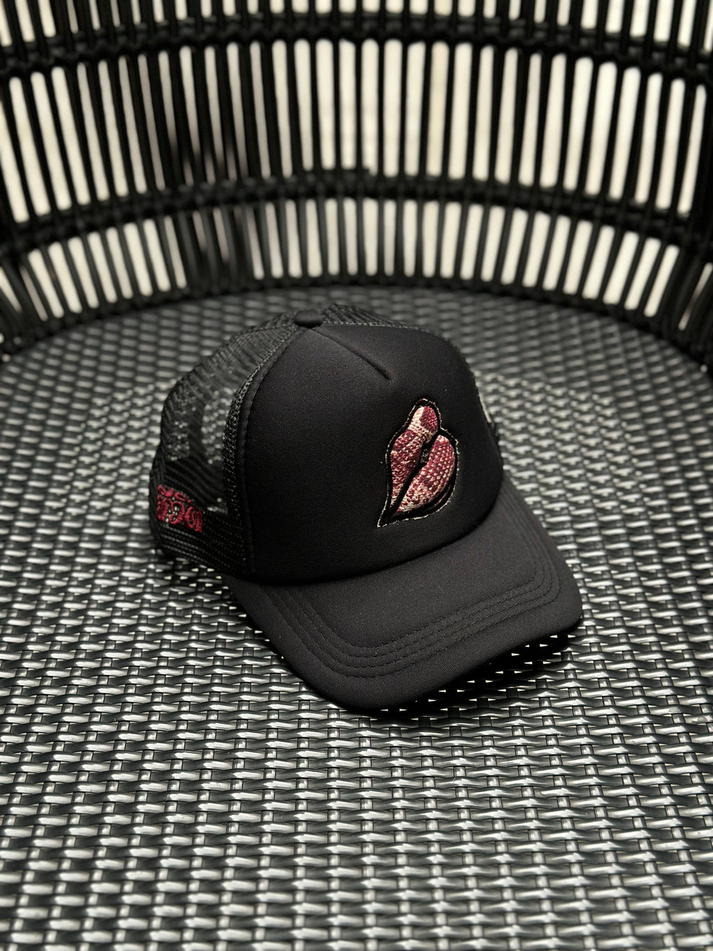 Laropa - Lips Trucker cap