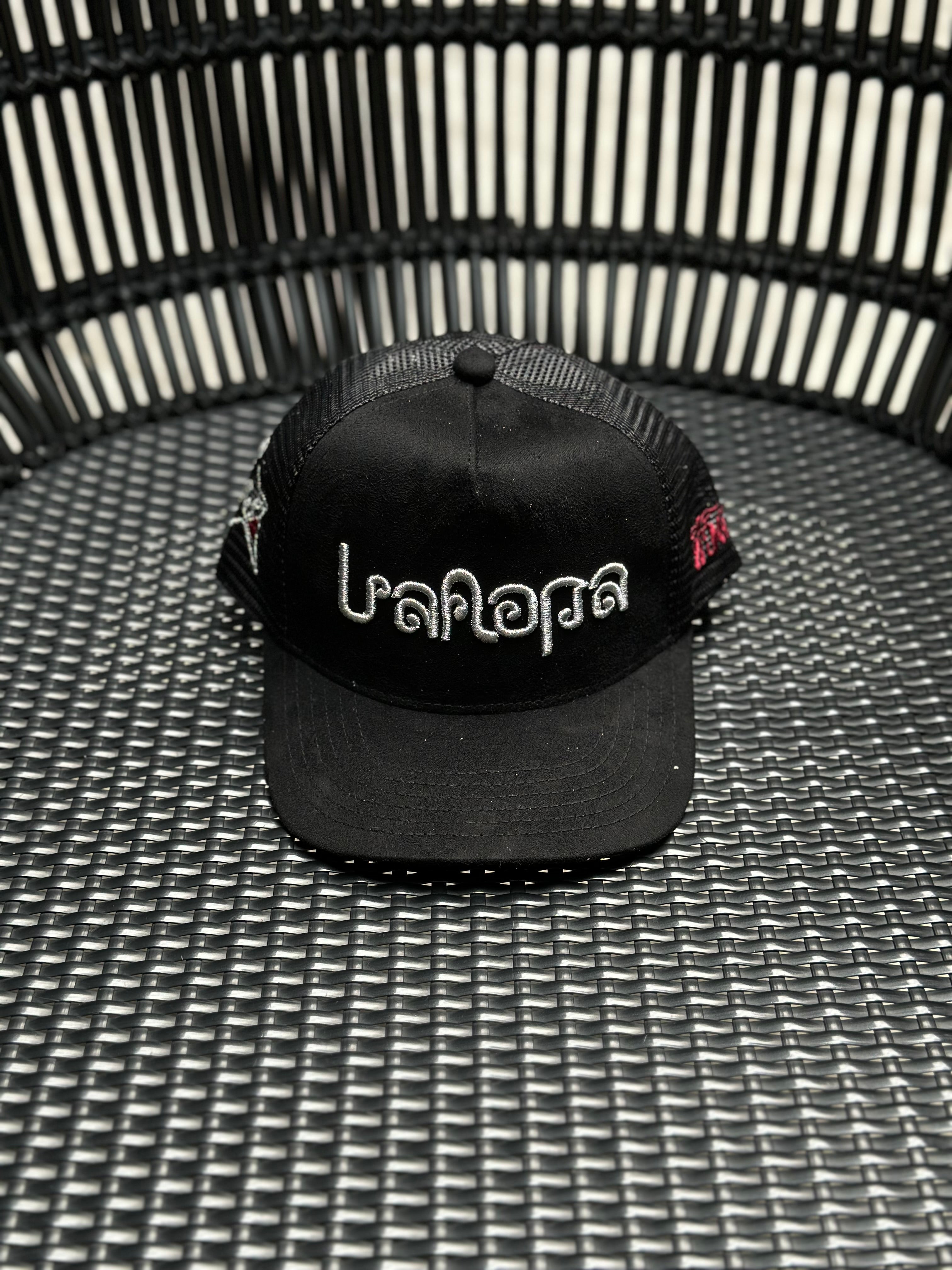 Laropa - Thai font logo trucker cap